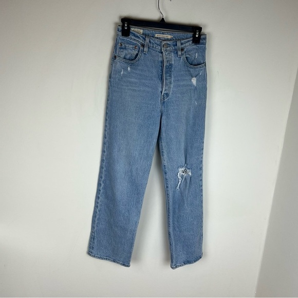 Levi’s Ribcage Straight Ankle Jeans Distressed Light Wash Size 26 - Picture 4 of 8